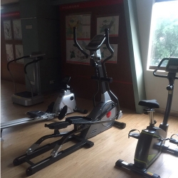 學校健身房配置方案