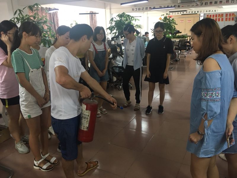 泡芙视频免费观看网健身器材廠家消防知識培訓