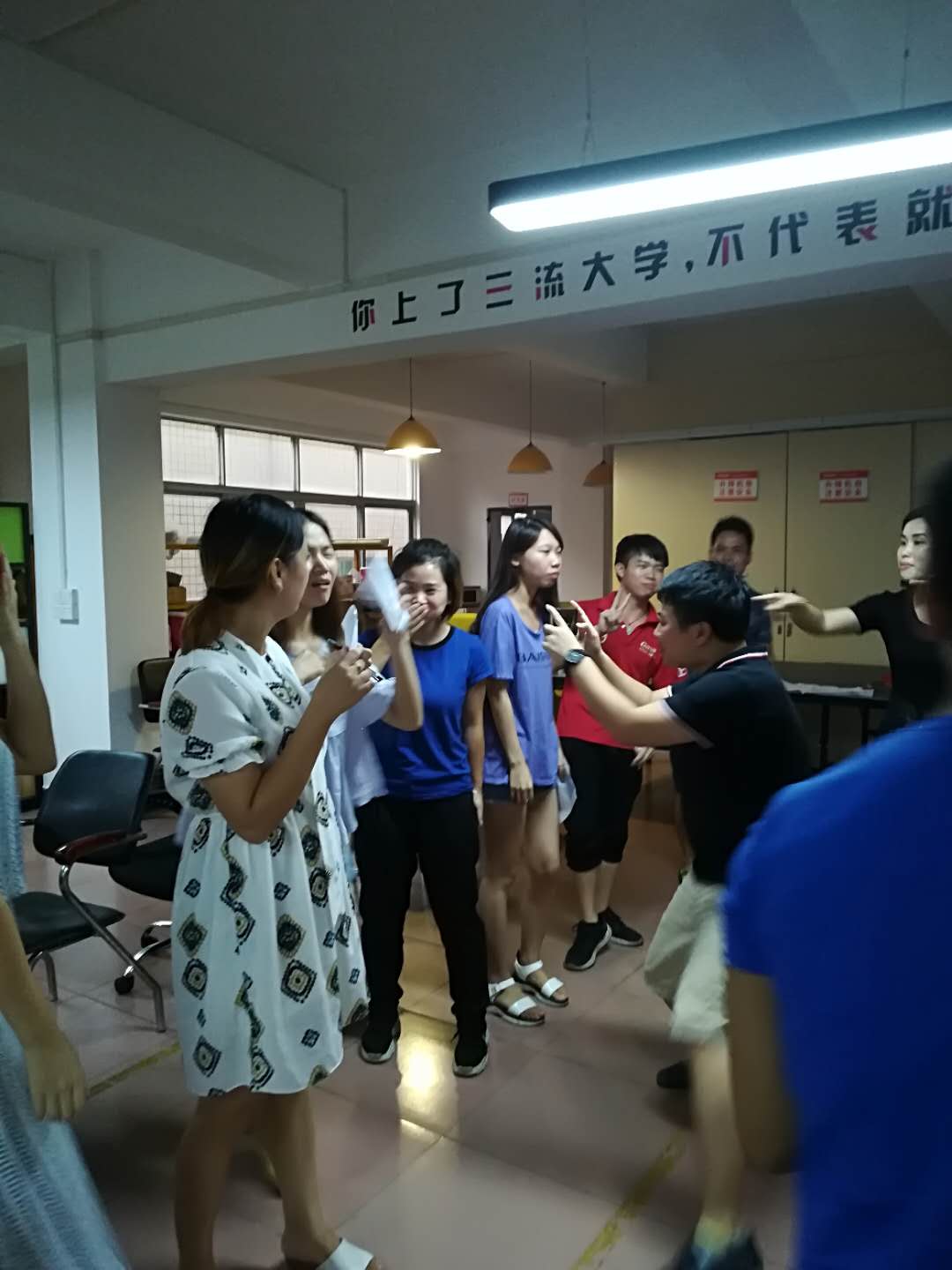 泡芙视频免费观看网公司2018年“迎中秋”活動！