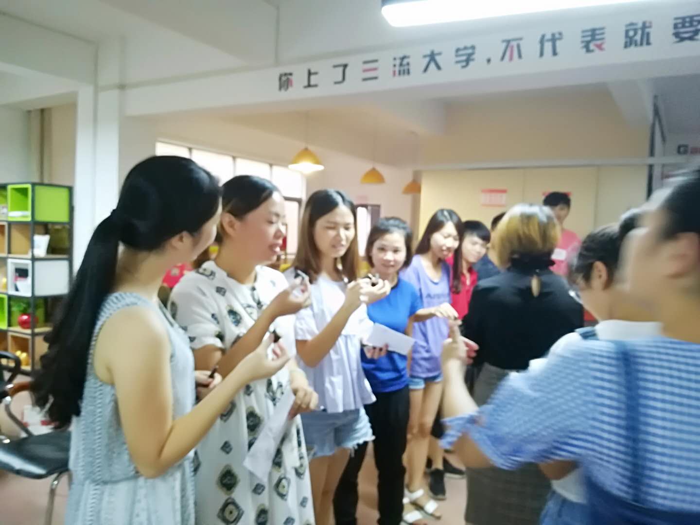 泡芙视频免费观看网公司2018年“迎中秋”活動！