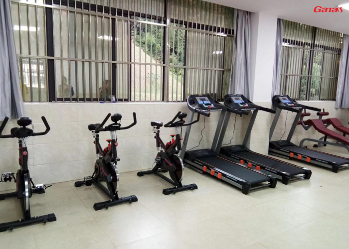 江西省宜春市袁州區強製隔離戒毒所健身房