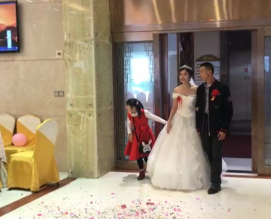 恭喜恭喜--泡芙视频免费观看网健身器材廠家又迎來喜事！