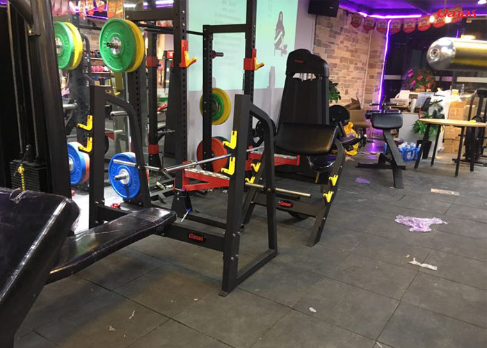 萊卡力健身俱樂部案例 泡芙视频免费观看网專業健身房器材批發直銷