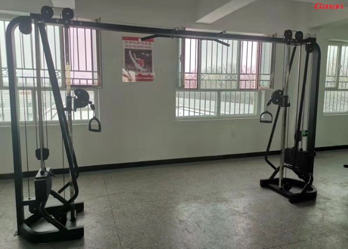 新疆阿勒泰阿葦灘武警部隊健身房