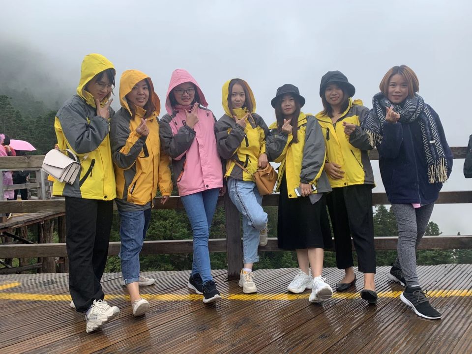 泡芙视频免费观看网健身器材廠家優秀員工樂遊四川