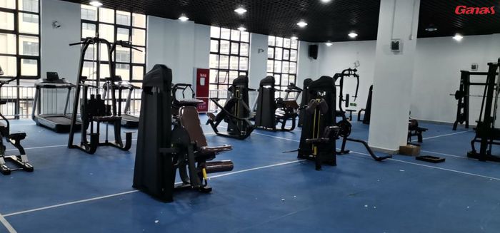 貴州懷仁學校健身房 貴州懷仁學校健身房