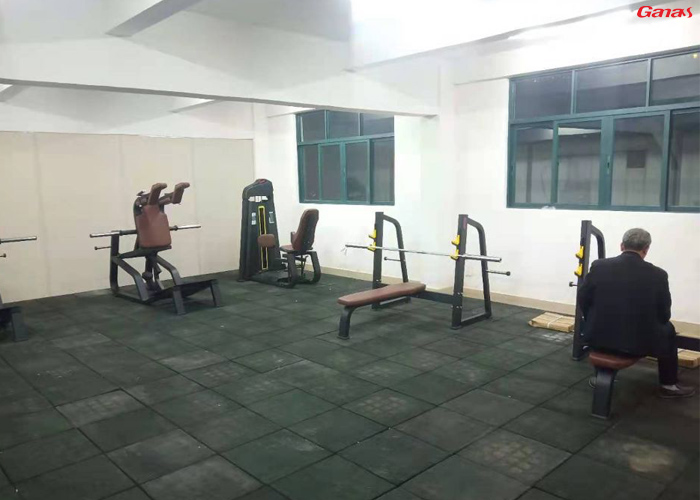 中山市實驗中學校健身房 中山市實驗中學校健身房