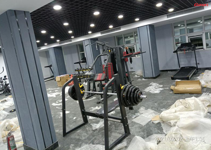 電業局幹休所健身房