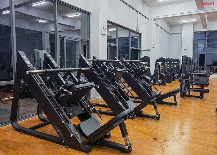 海南部隊健身房