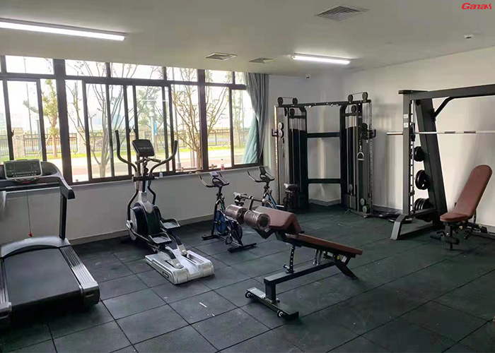 華東師範大學鹽城實驗學校健身房