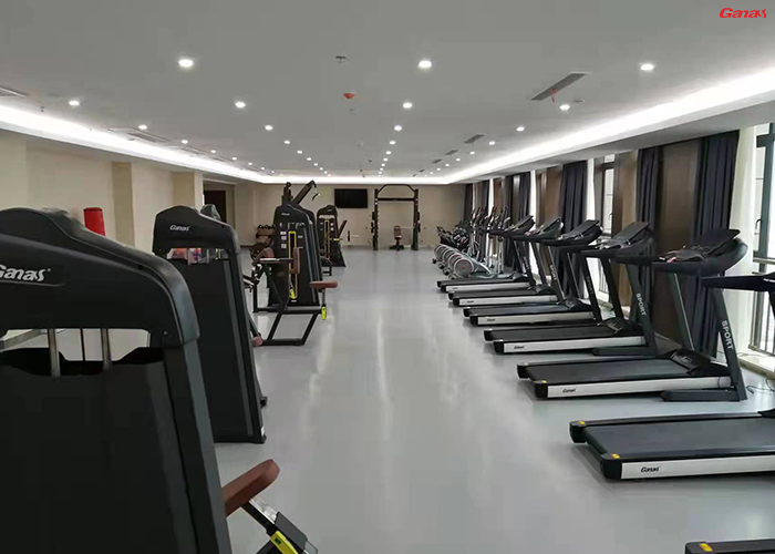 貴州威寧農村信用合作聯社健身房