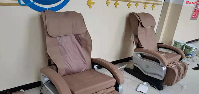 青海省海東市平安區高鐵新區中學健身房