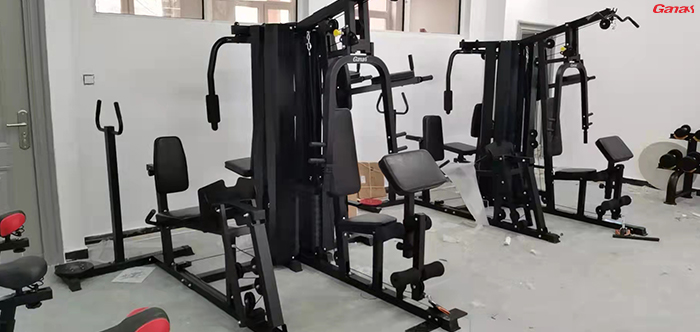 青海省海東市平安區高鐵新區中學健身房