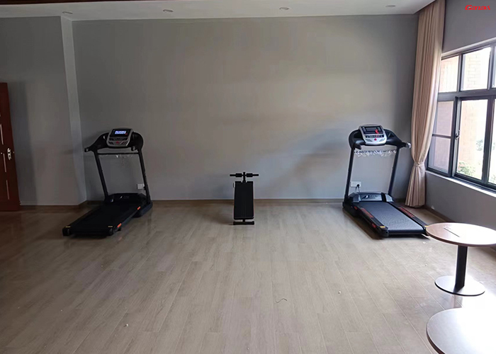 學院健身房器材