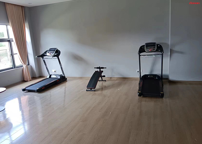 學院健身房器材