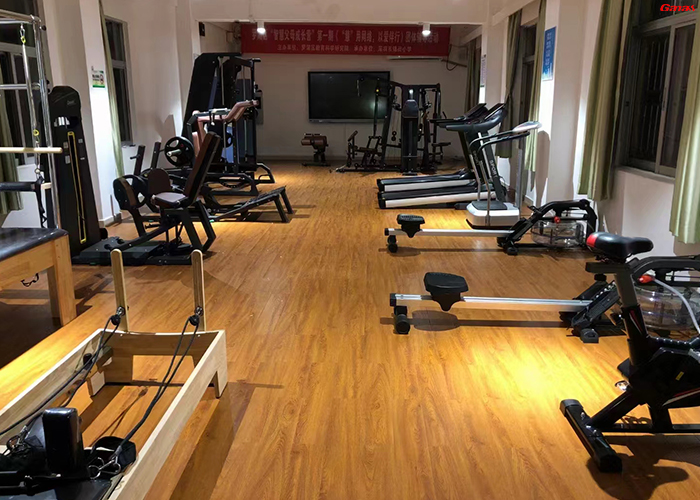 學校健身房器材清單